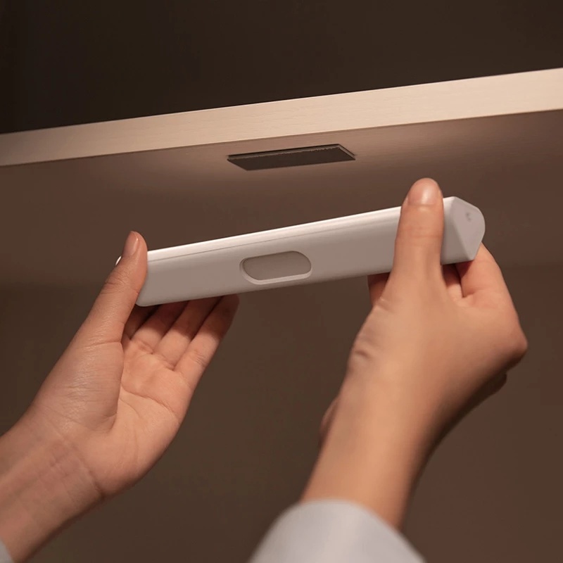 Aqara LED Corridor Night Light - огляд і ціна Smart Home Xiaomi Kit
